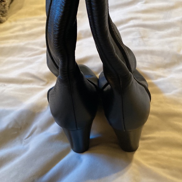 Chloe boots EUC! Size 36 - Picture 5 of 5